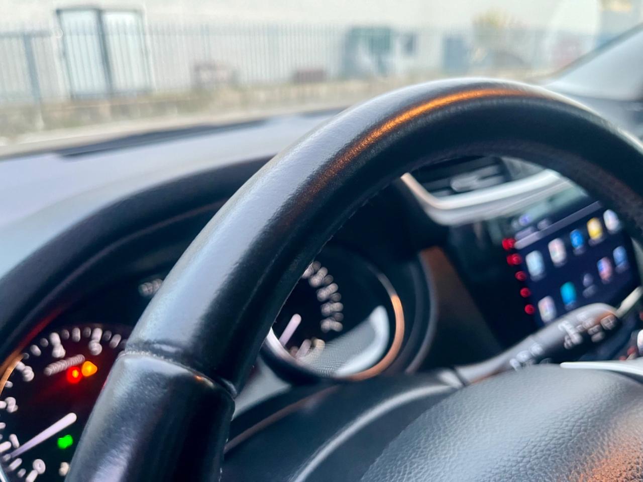 Nissan Qashqai 1.2benz 2015 106.000km perfetta