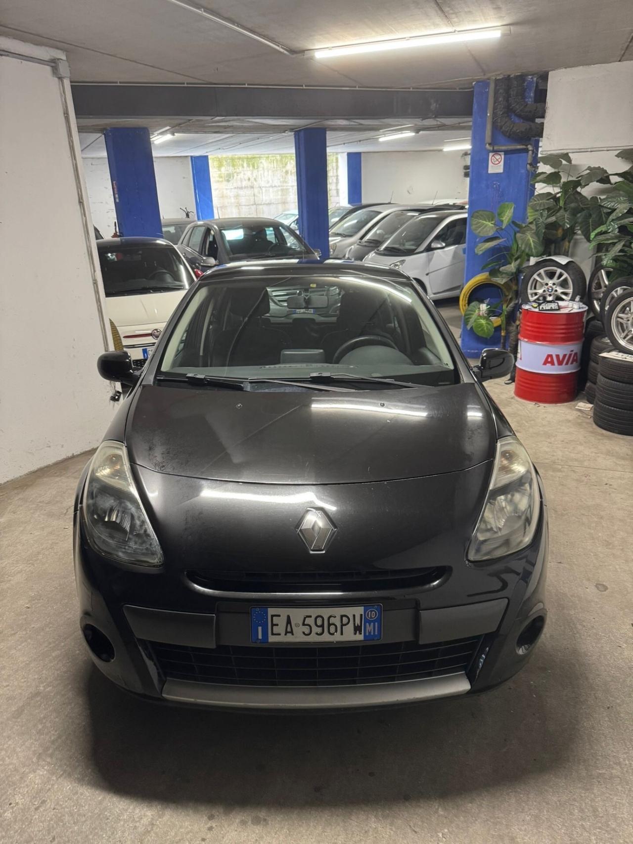 Renault Clio 1.2 16V 5 porte 2010