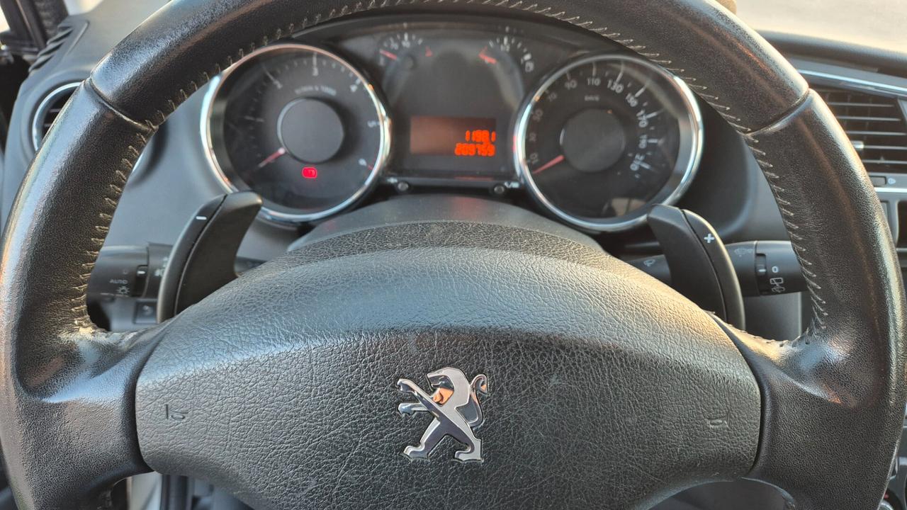 Peugeot 3008 1.6 HDi 115CV Active