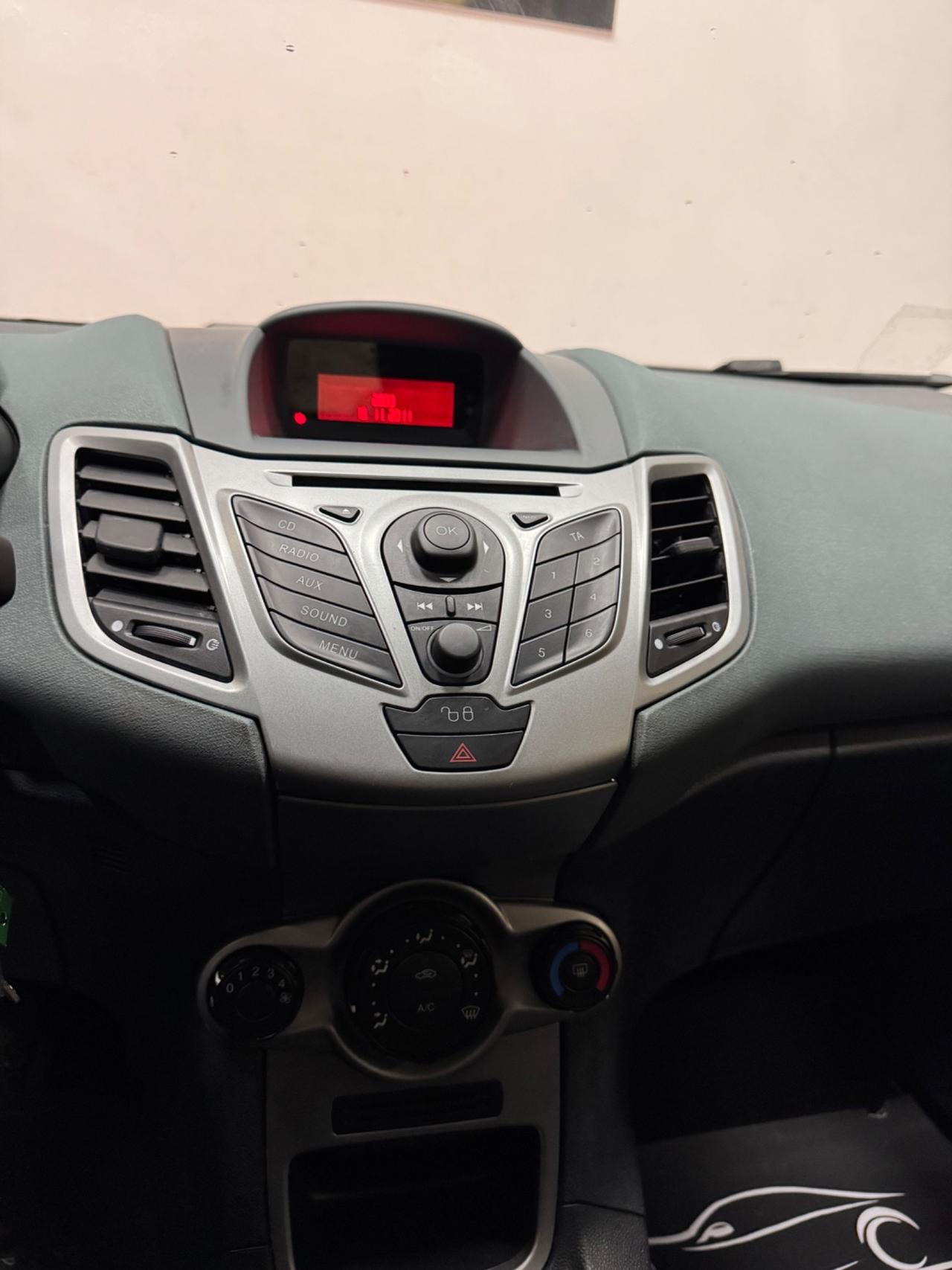 Ford Fiesta 1.2 82 CV 5 porte Titanium