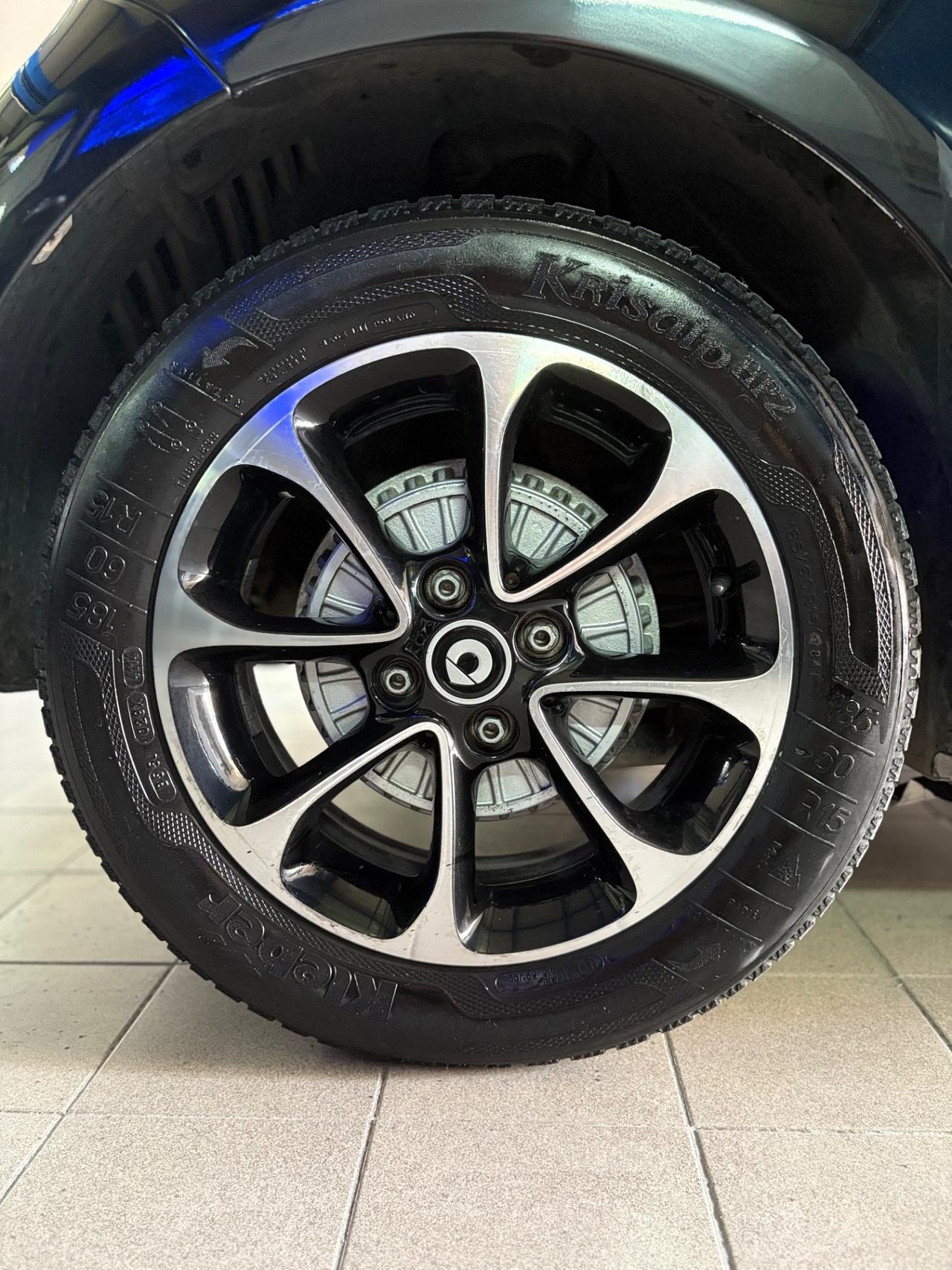 Smart ForFour Total Black 1.0 Benz
