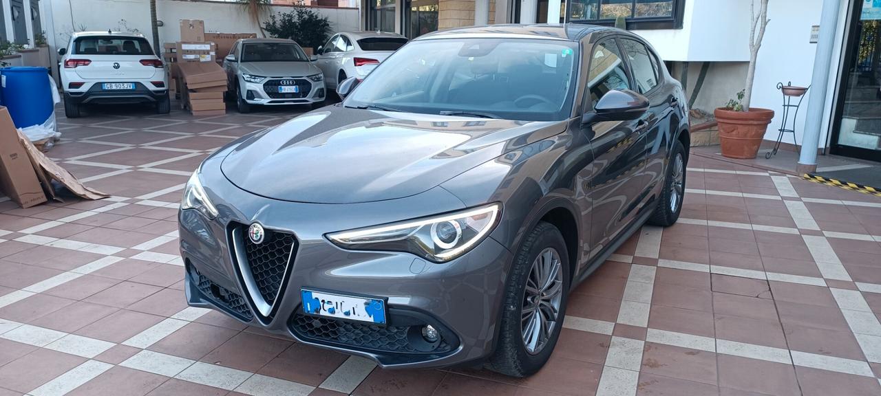 Alfa Romeo Stelvio 2.2 Turbodiesel 190 CV AT8 Q4 Business