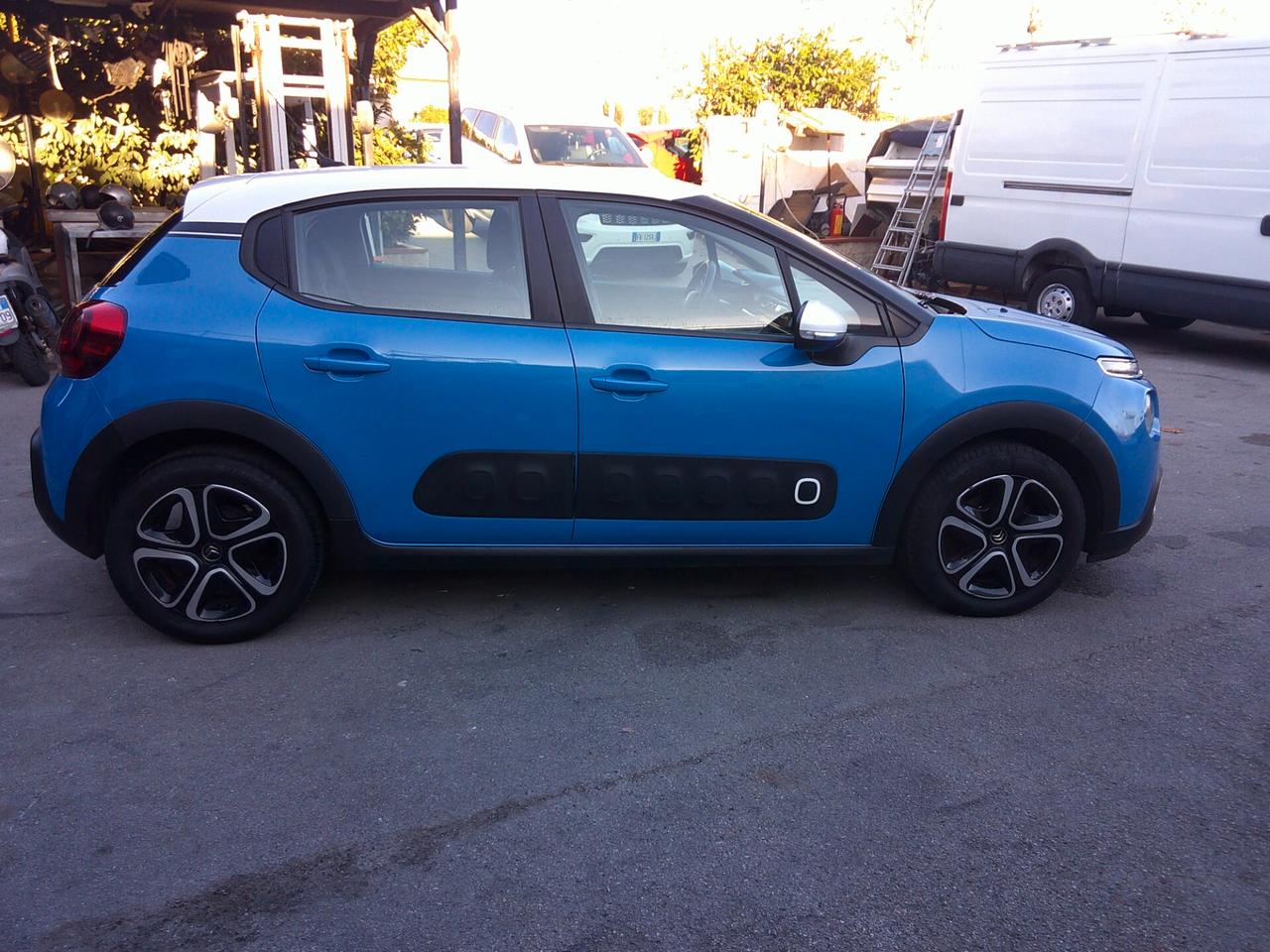 Citroen C3 BlueHDi 75 S&S Shine 17