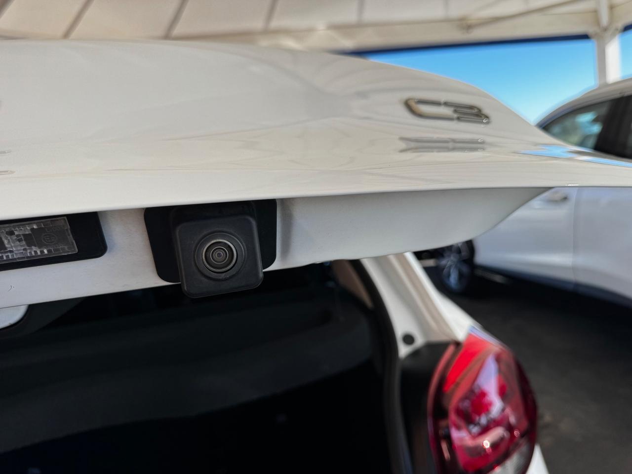 Citroen C3 PureTech 110 S&S EAT6 Shine - Neopatentati