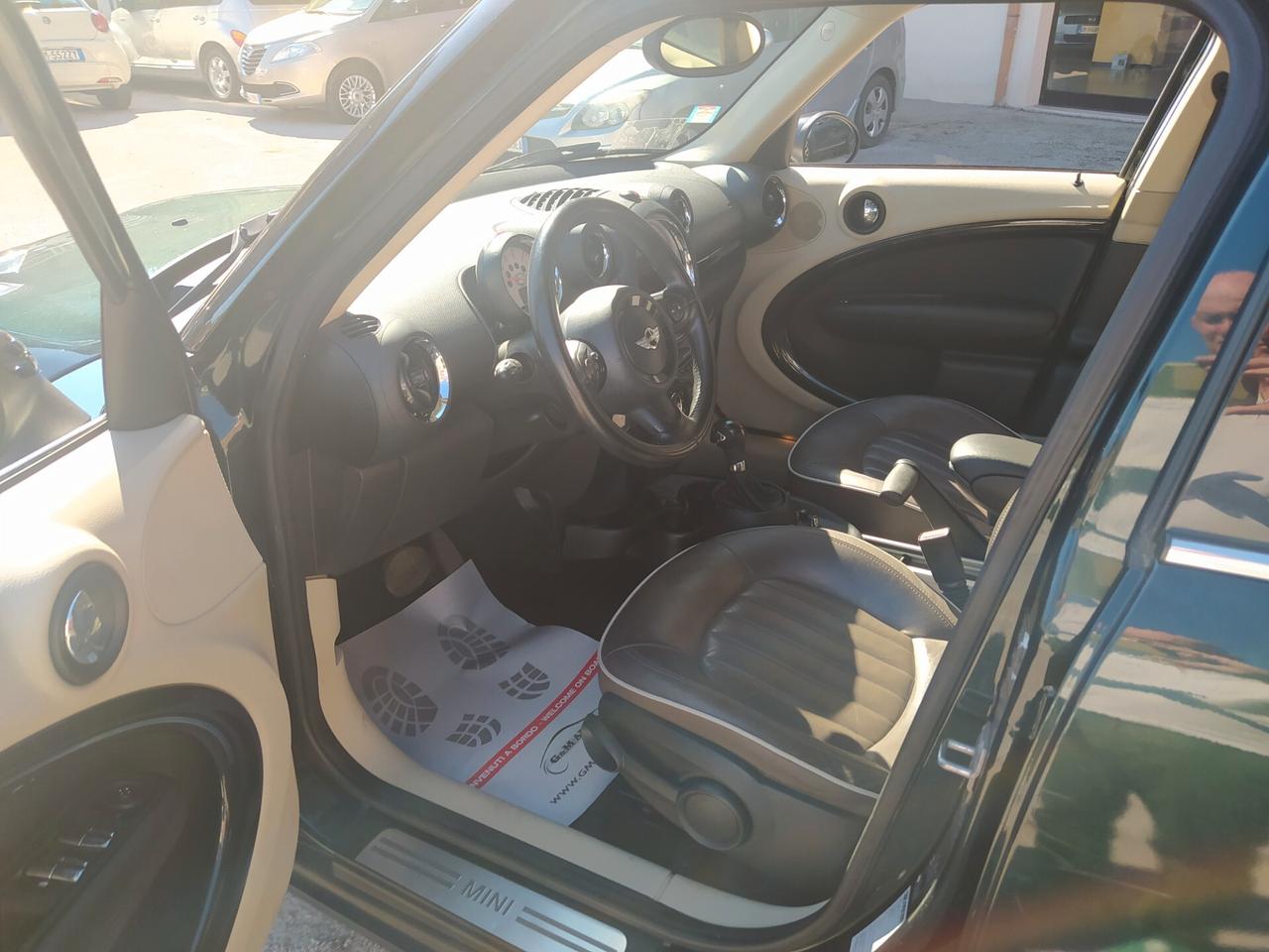 Mini Cooper D Countryman 2.0 ALL4 Automatica Neopatentati