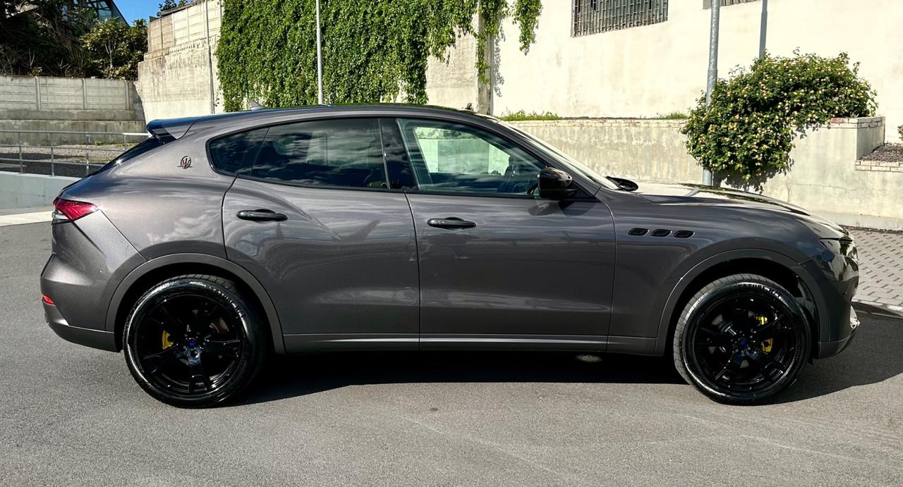 Maserati Levante Q4 V6 Diesel 275CV Gransport