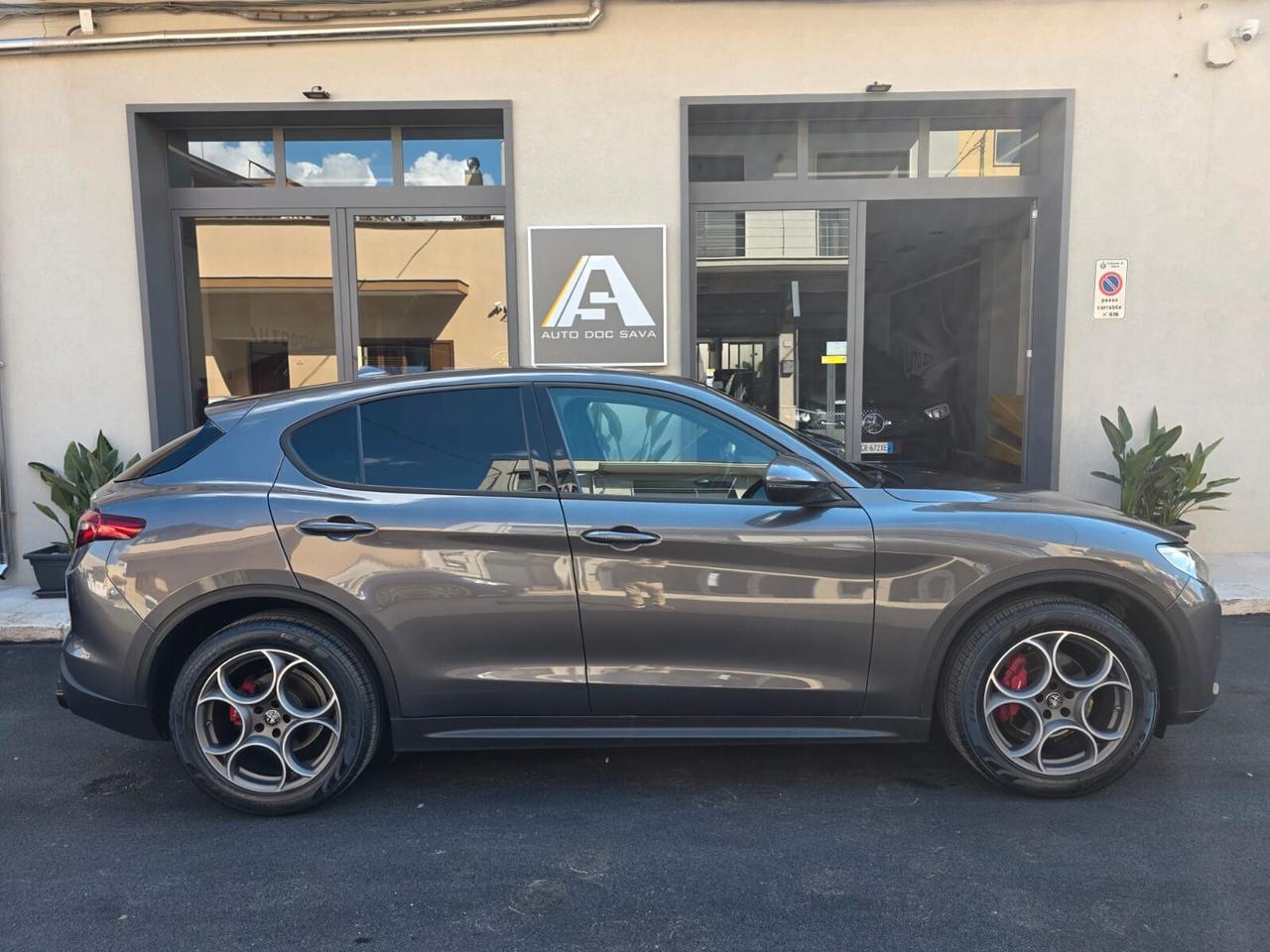 Alfa Romeo Stelvio 2.2 Turbodiesel 190 CV AT8 Q4 Pack VELOCE