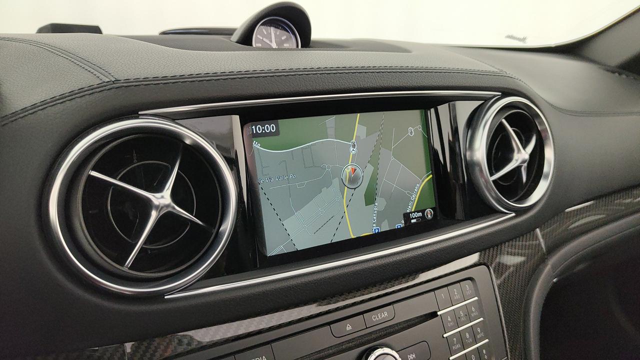 Mercedes-Benz SL 63 AMG auto