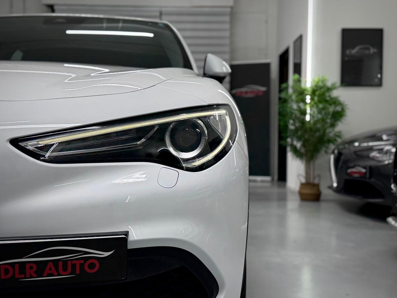 Alfa Romeo Stelvio 2.2 Turbodiesel 190 CV AT8 RWD Executive