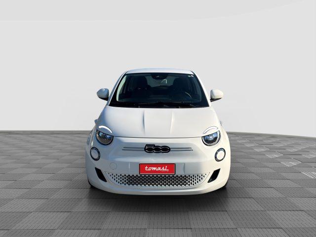 FIAT 500e 500 Icon + Berlina