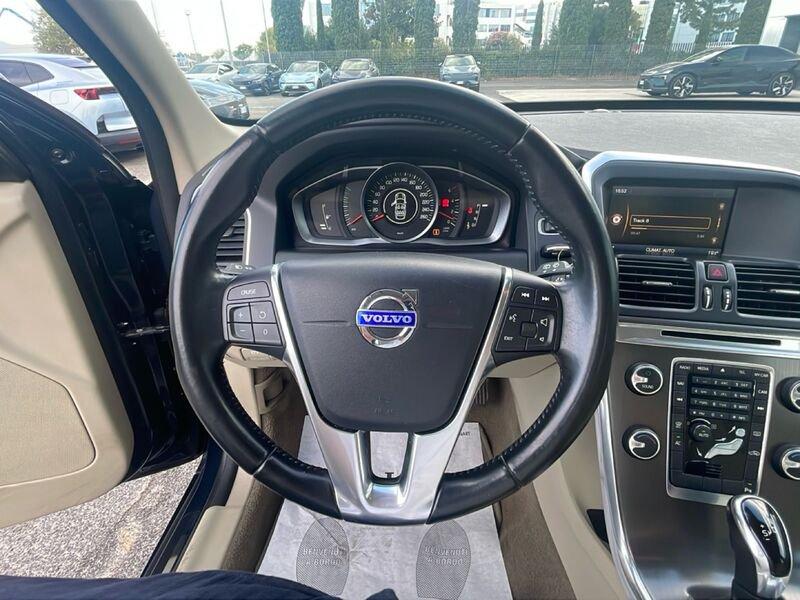Volvo XC60 2.0D D3 Geartronic Momentum