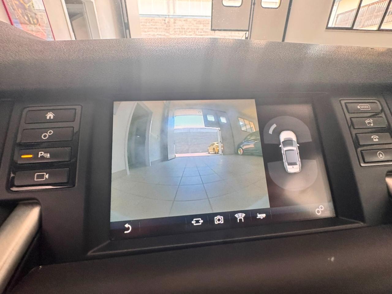 Land Rover Discovery Sport 2.0 TD4 180 CV HSE Luxury