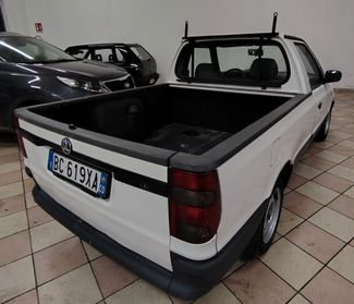 Skoda Pick-up 1.3 LX Cassonato