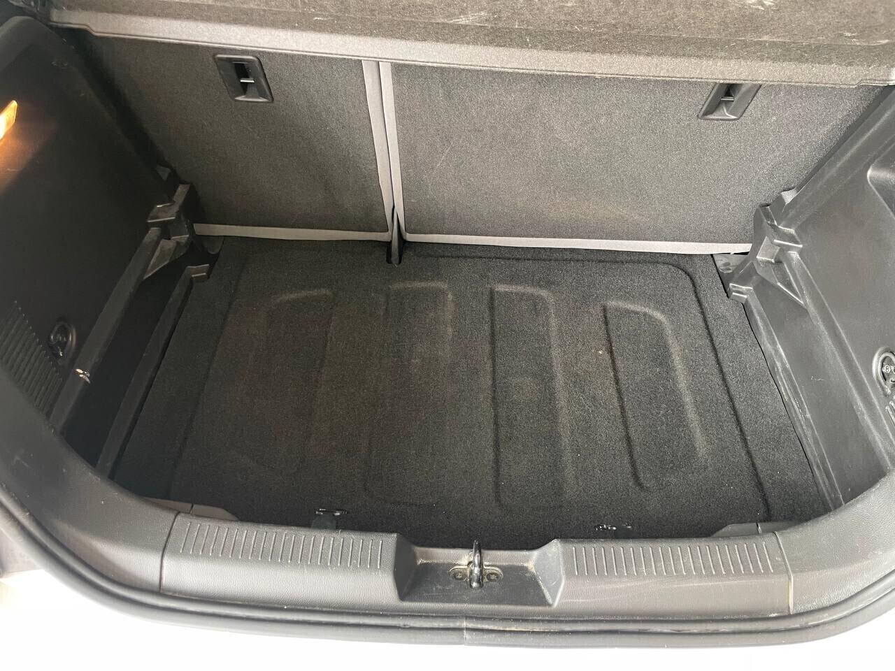Chevrolet Aveo 1.2 - Clima & Cruise Control