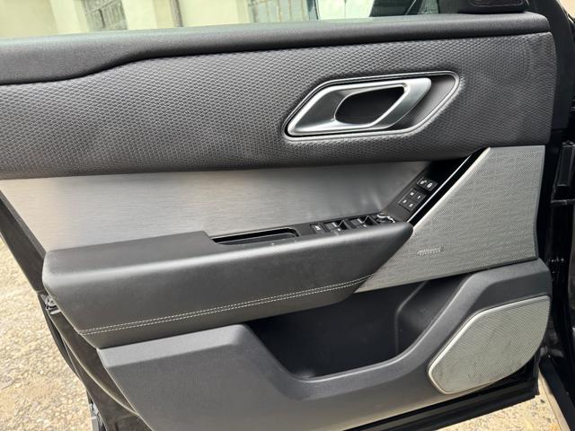 LAND ROVER Range Rover Velar 2.0 Si4 250 CV R-Dynamic SE
