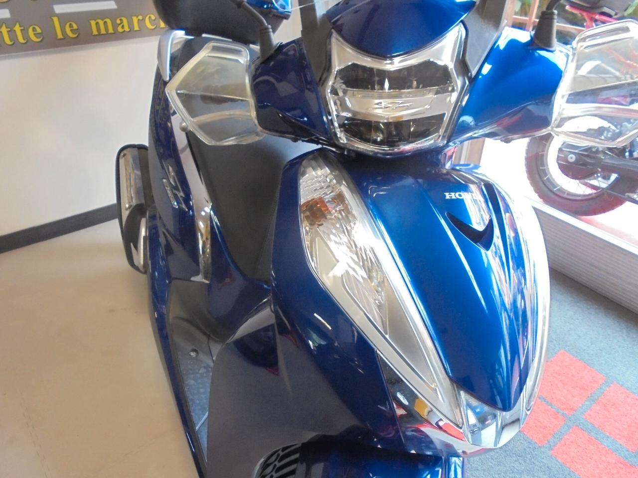 Honda SH 300 i ABS
