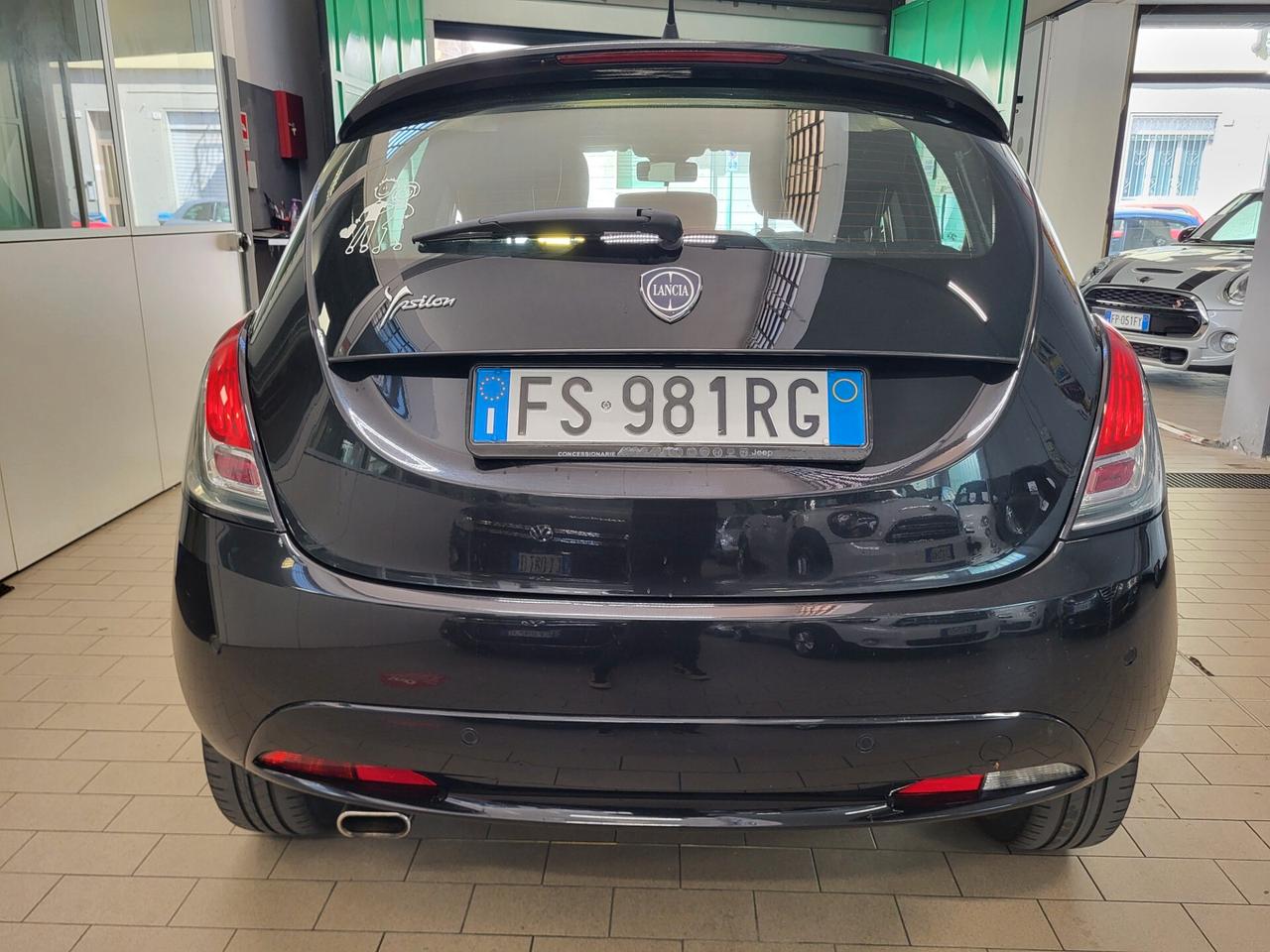 Lancia Ypsilon 1.2 69 CV 5 porte Platinum PREZZO REALE!!