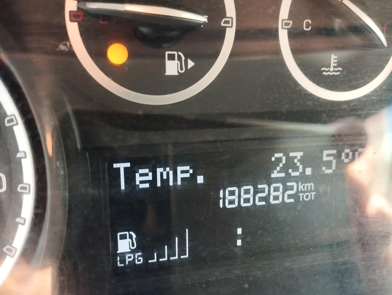 Lancia Ypsilon 1.2 69 CV 5 porte GPL Ecochic Gold