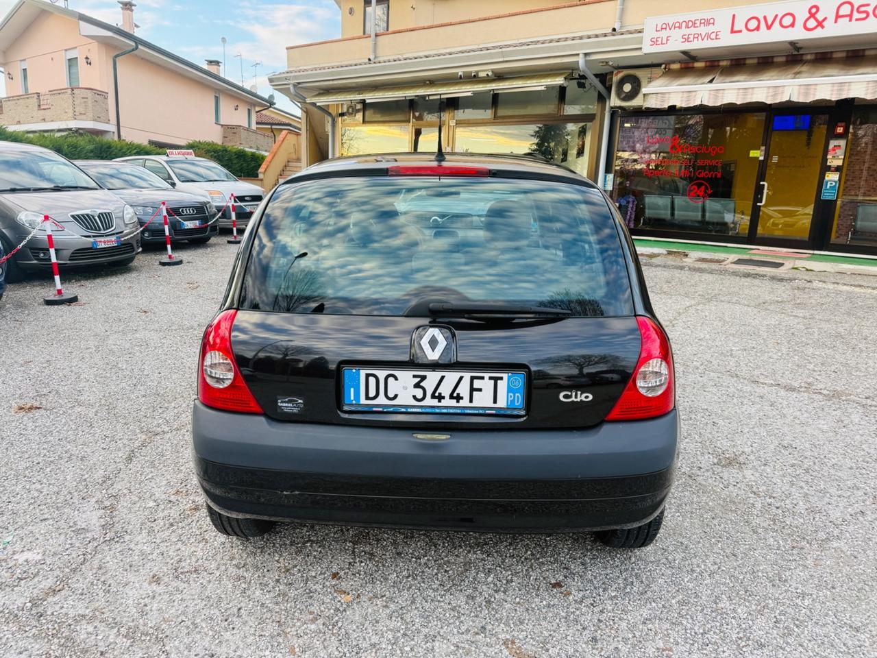 Renault Clio 1.2 16V 5 porte 121.000 km!!