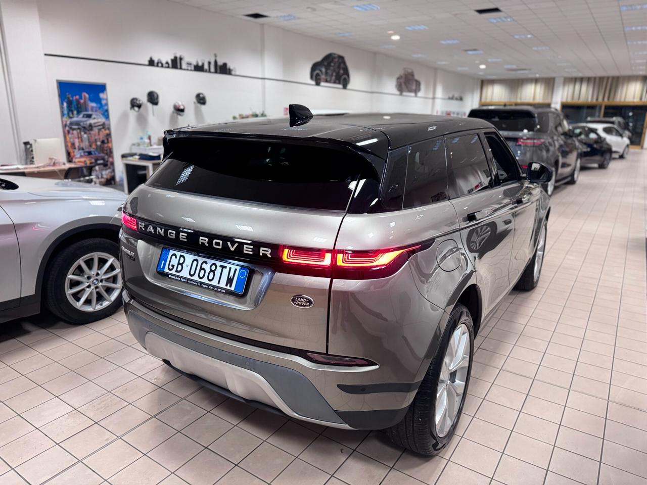 Land Rover Range Evoque 2.0D I4-L.Flw 150 CV R-Dynamic S