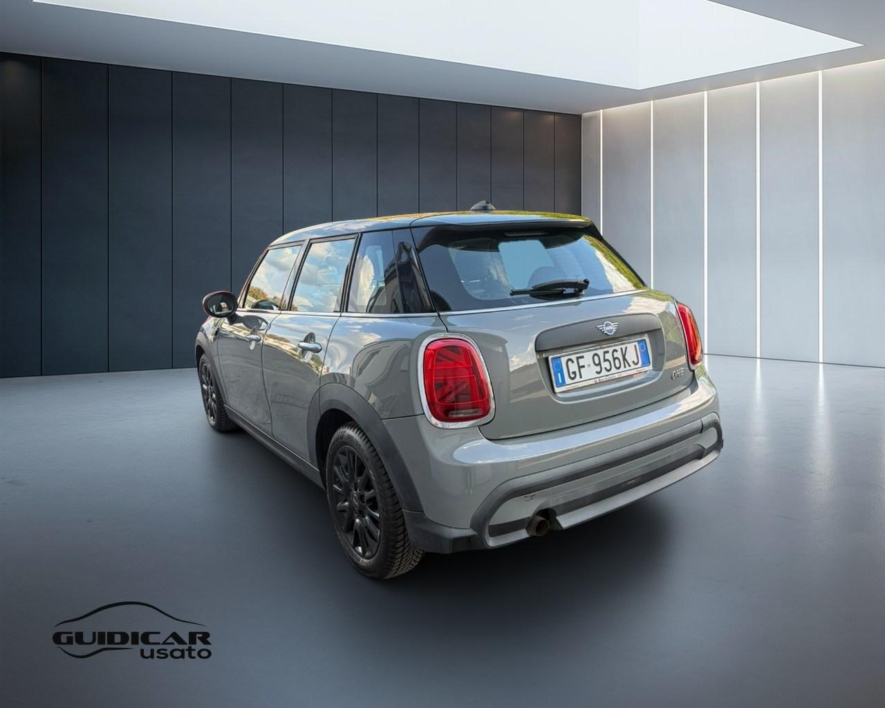 MINI Mini IV F55 2021 5p - Mini 5p 1.5 One Classic 75cv