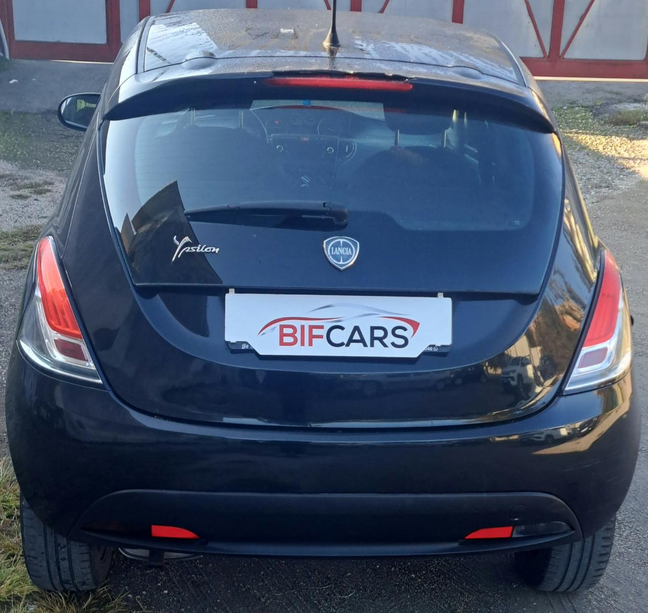 Lancia Ypsilon 1.2 69 CV 5 porte S&S Gold