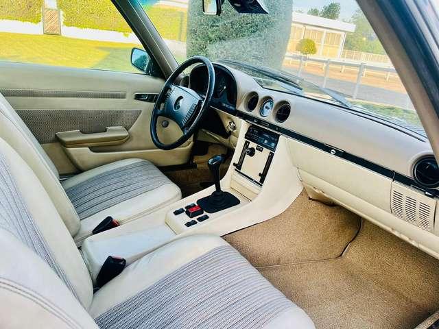 Mercedes-Benz SLC 380