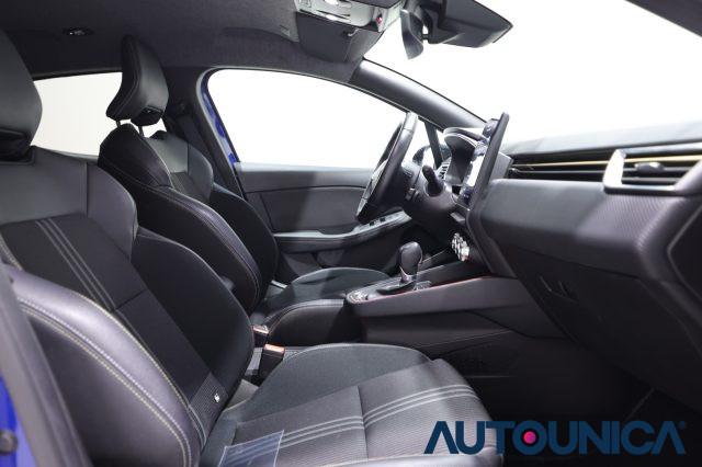 RENAULT Clio FULL HYBRID E-TECH 145 CV 5 PORTE ENGINEERED