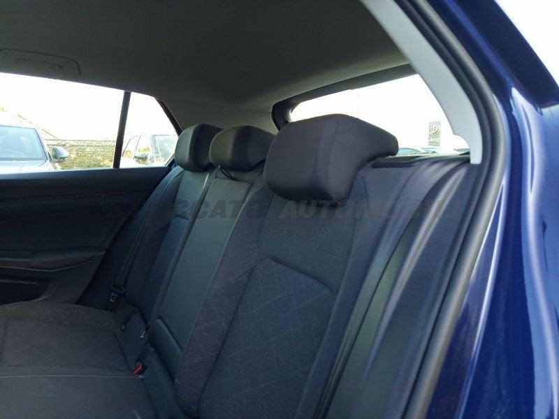 Volkswagen Golf VIII 2020 2.0 tdi Life 115cv dsg