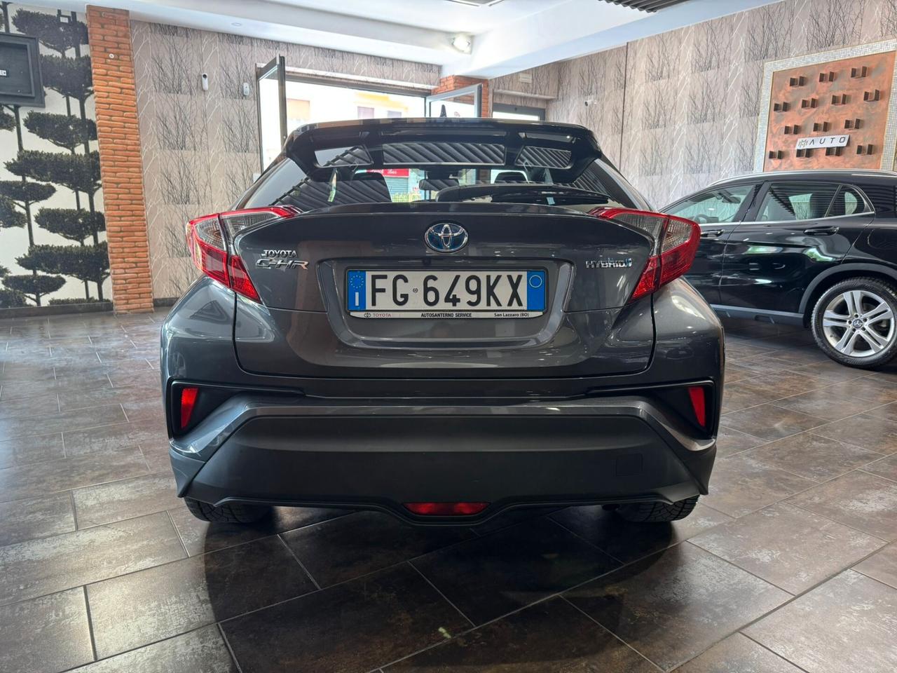 Toyota C-HR 1.8 Hybrid E-CVT Style