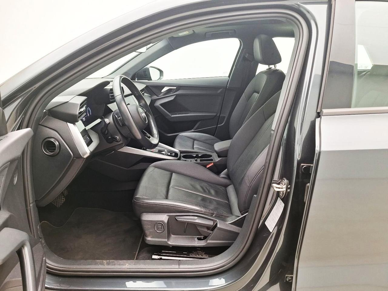 Audi A3 SPB 30 g-tron S tronic Business Advanced