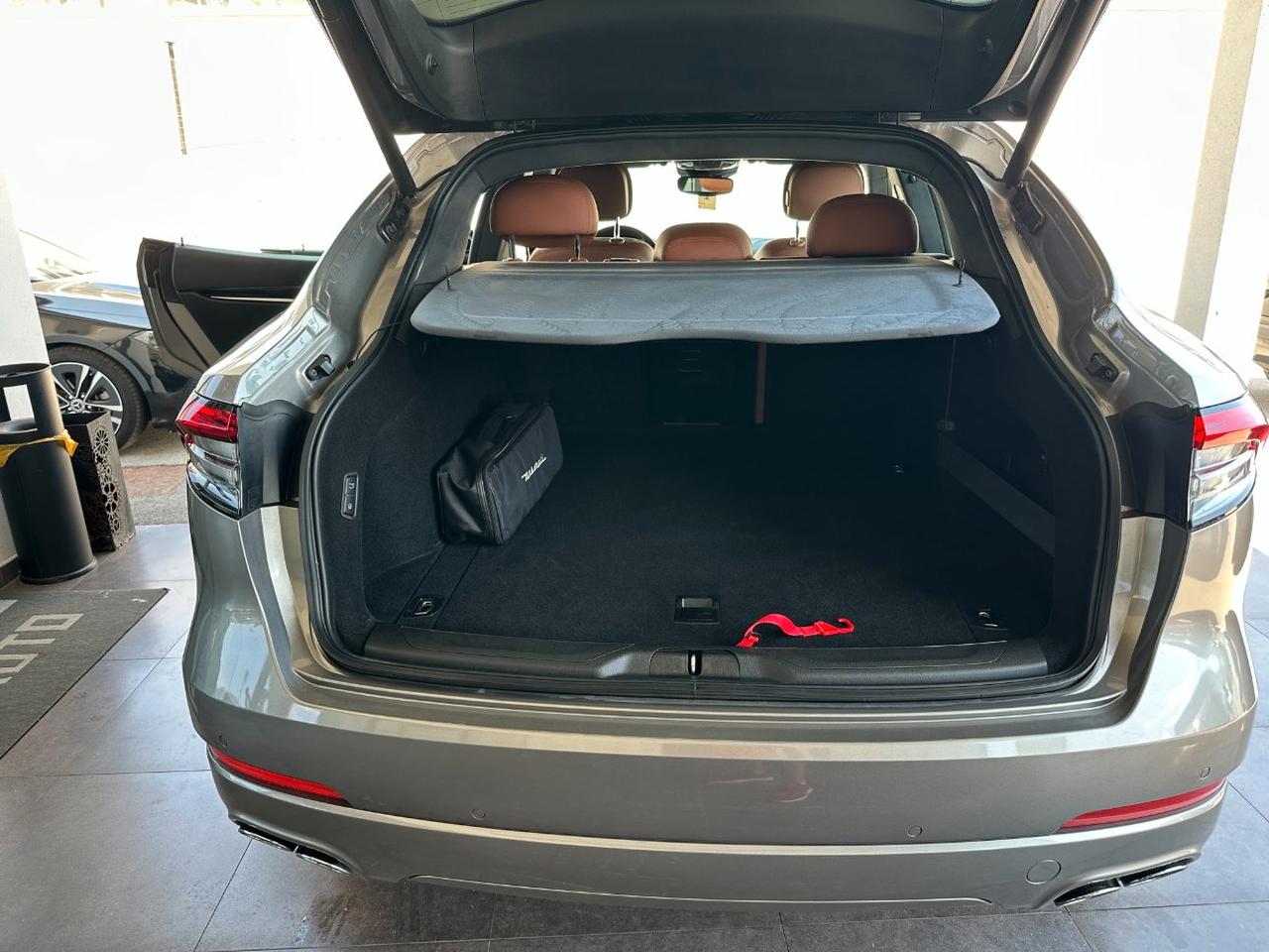 Maserati Levante 2.0 mhev Executive 330cv auto