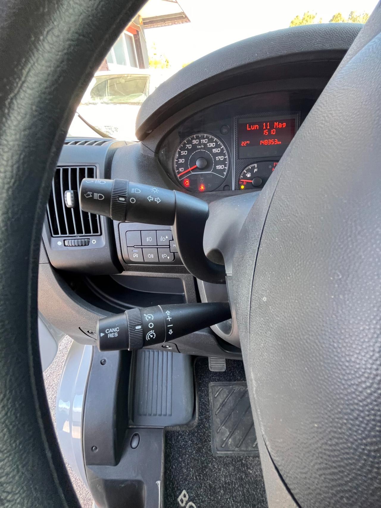 Peugeot BOXER PREMIUM 335 L3H2 2.2 BLUEHDI 140 CV.