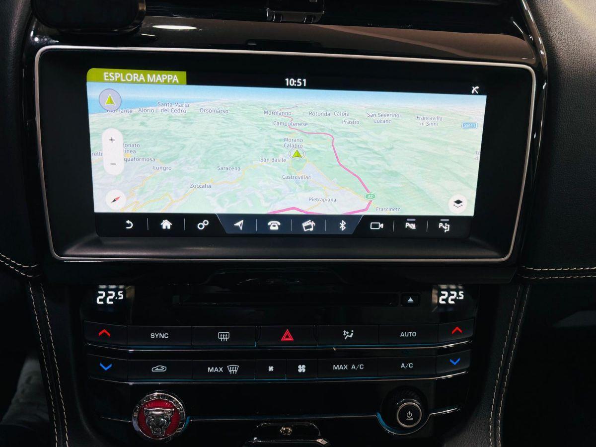 JAGUAR F-Pace 3.0d V6 300 CV AWD aut. First Ed.