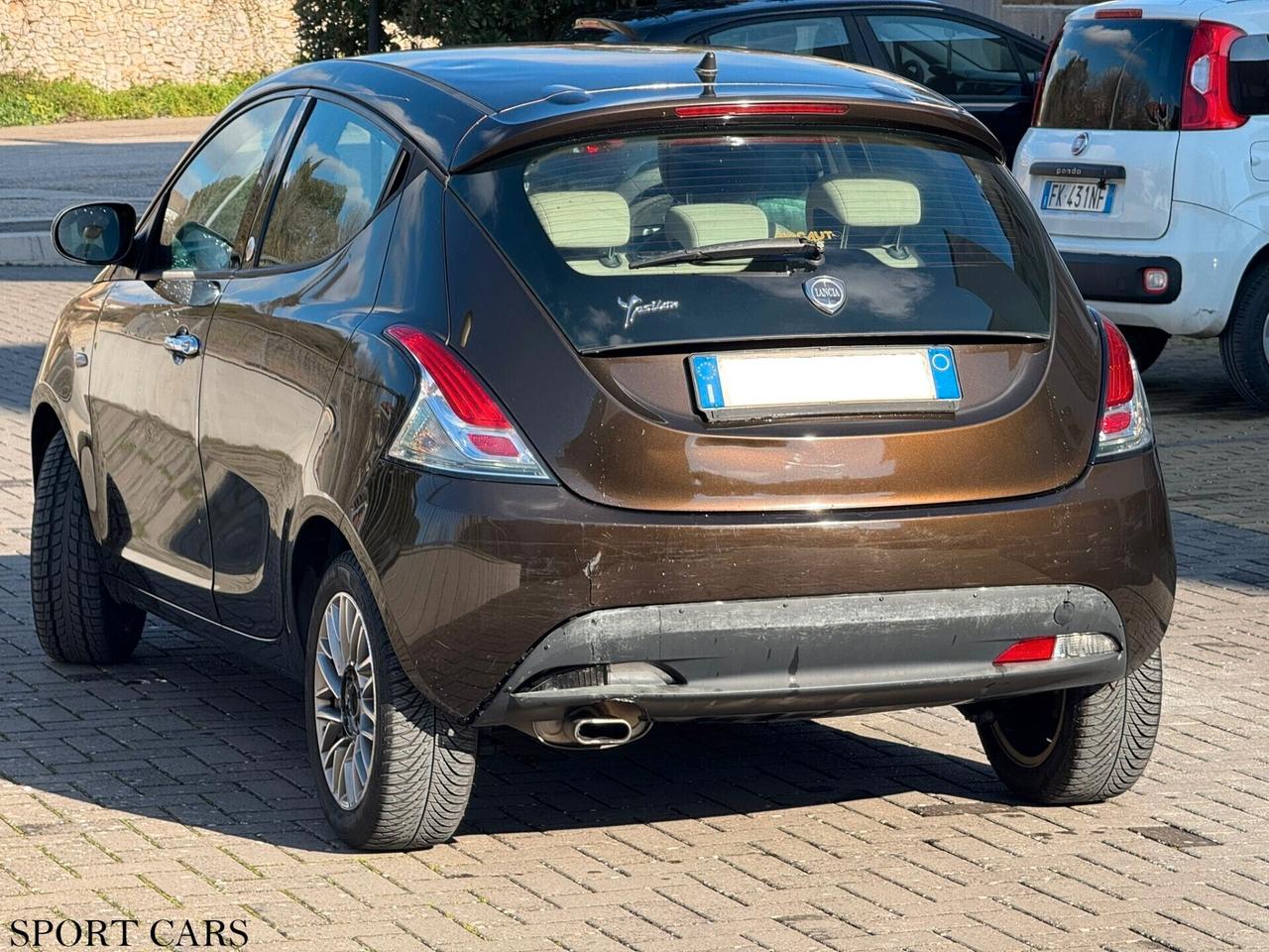 Lancia Ypsilon 1.2 69 CV 5 porte GPL Ecochic Gold