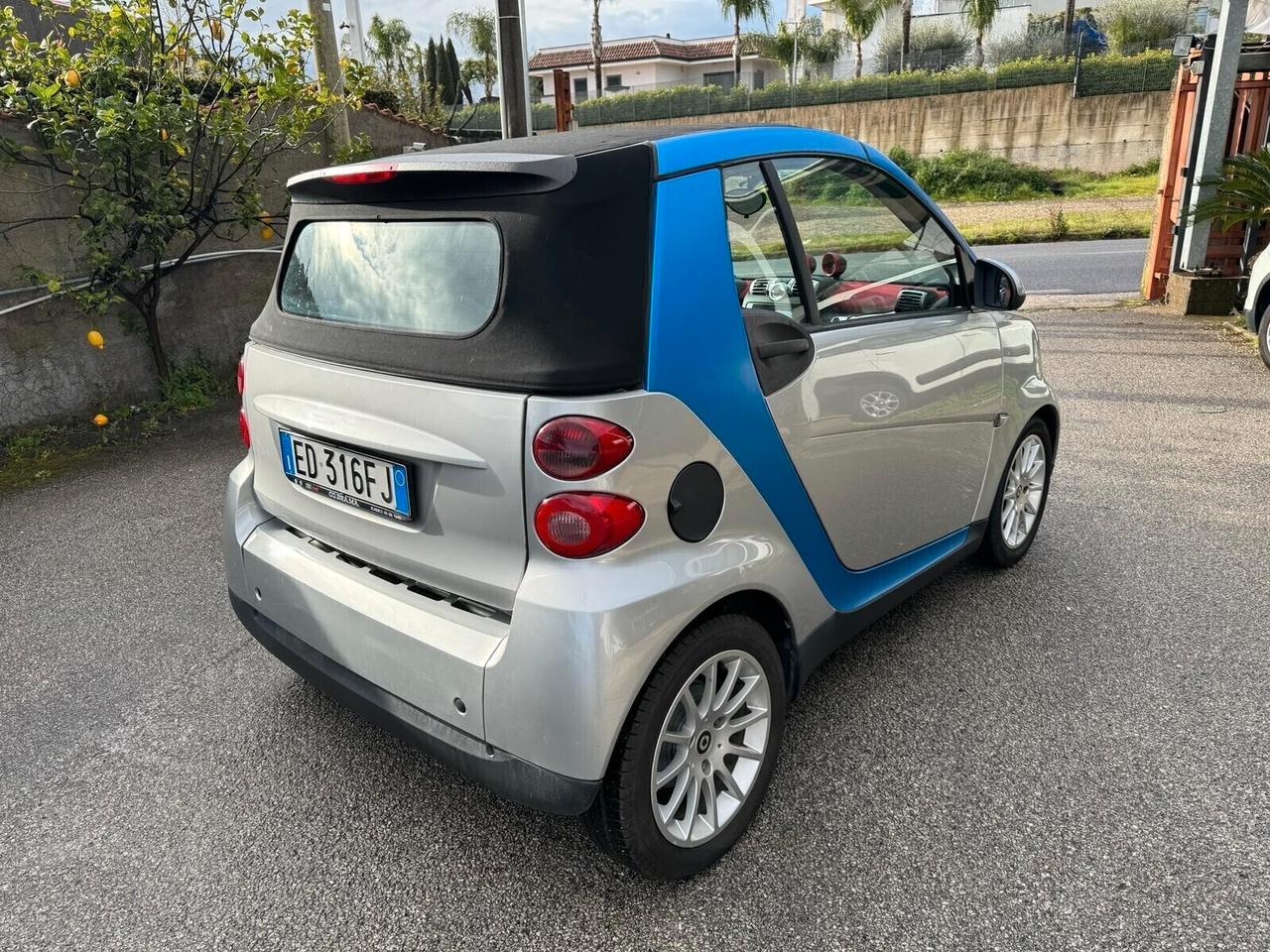 Smart ForTwo 800 40 kW cabrio passion cdi