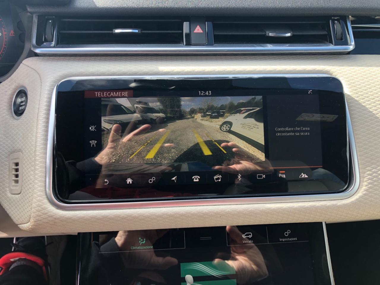 Land Rover Range Velar 2.0D I4 240 CV R-Dynamic HSE