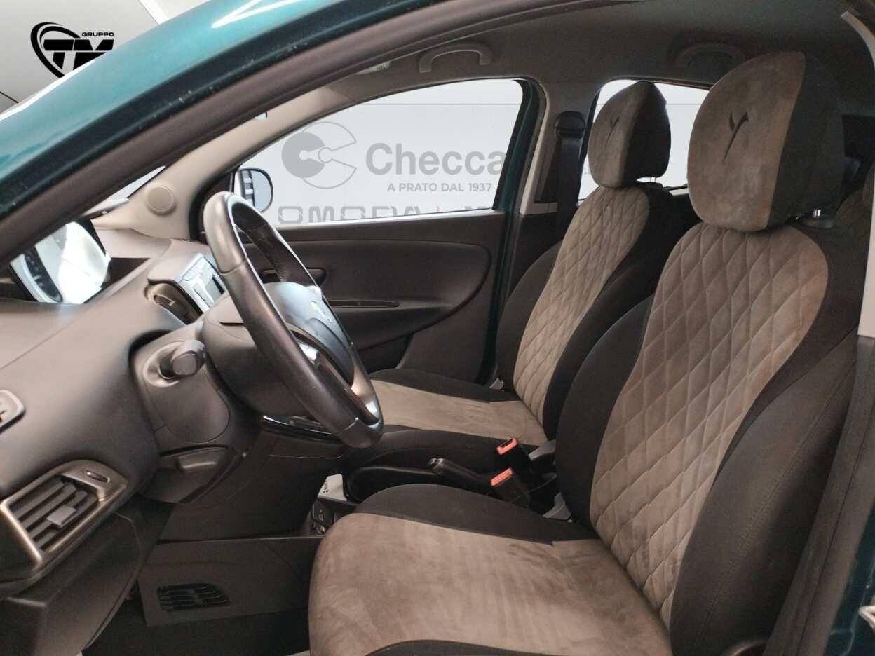 Lancia Ypsilon 1.2 ecochic Gpl DANNEGGIAMENTO DA ACQUA