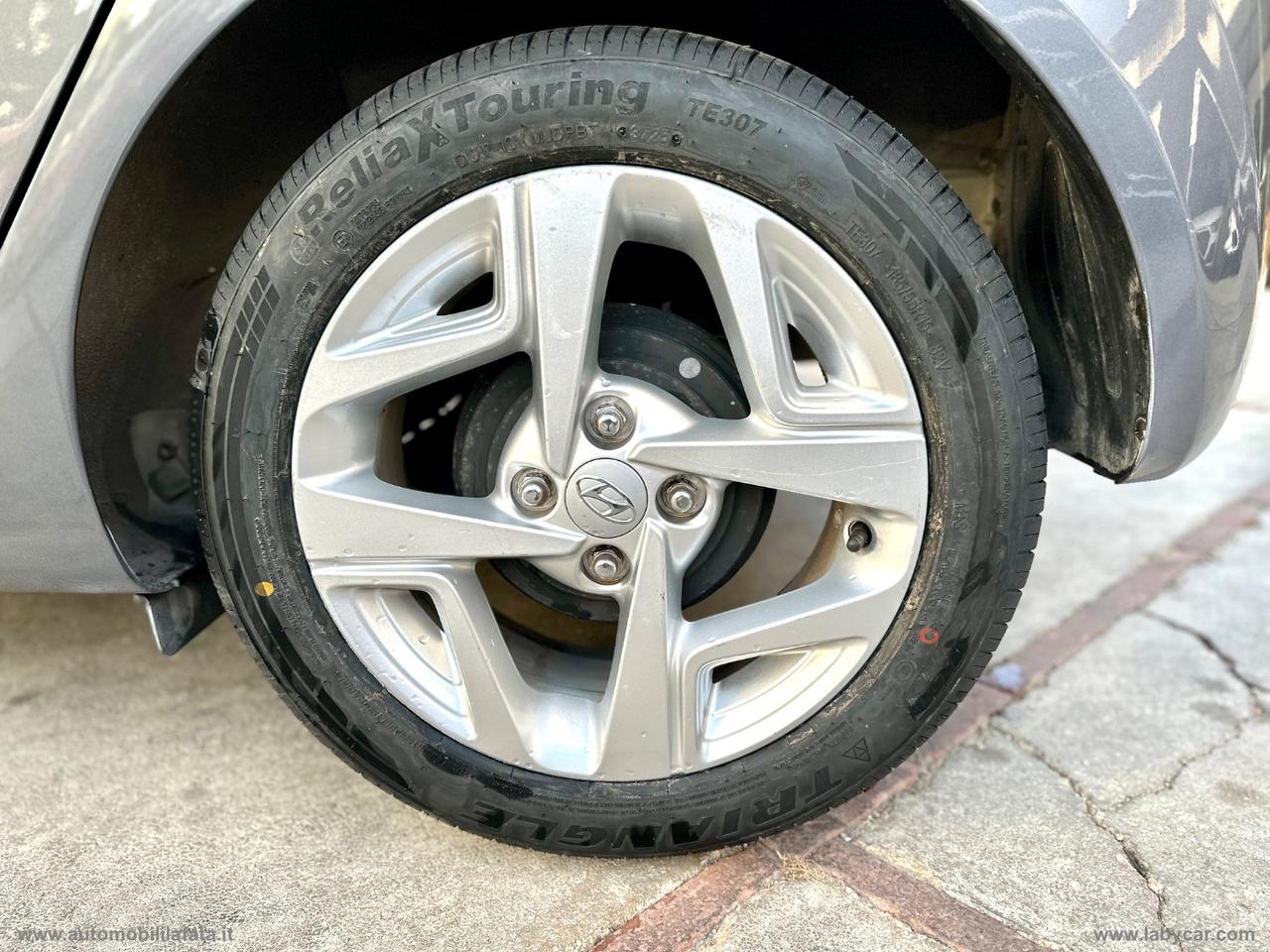 HYUNDAI i10 1.0 MPI Tech 26.000 KM