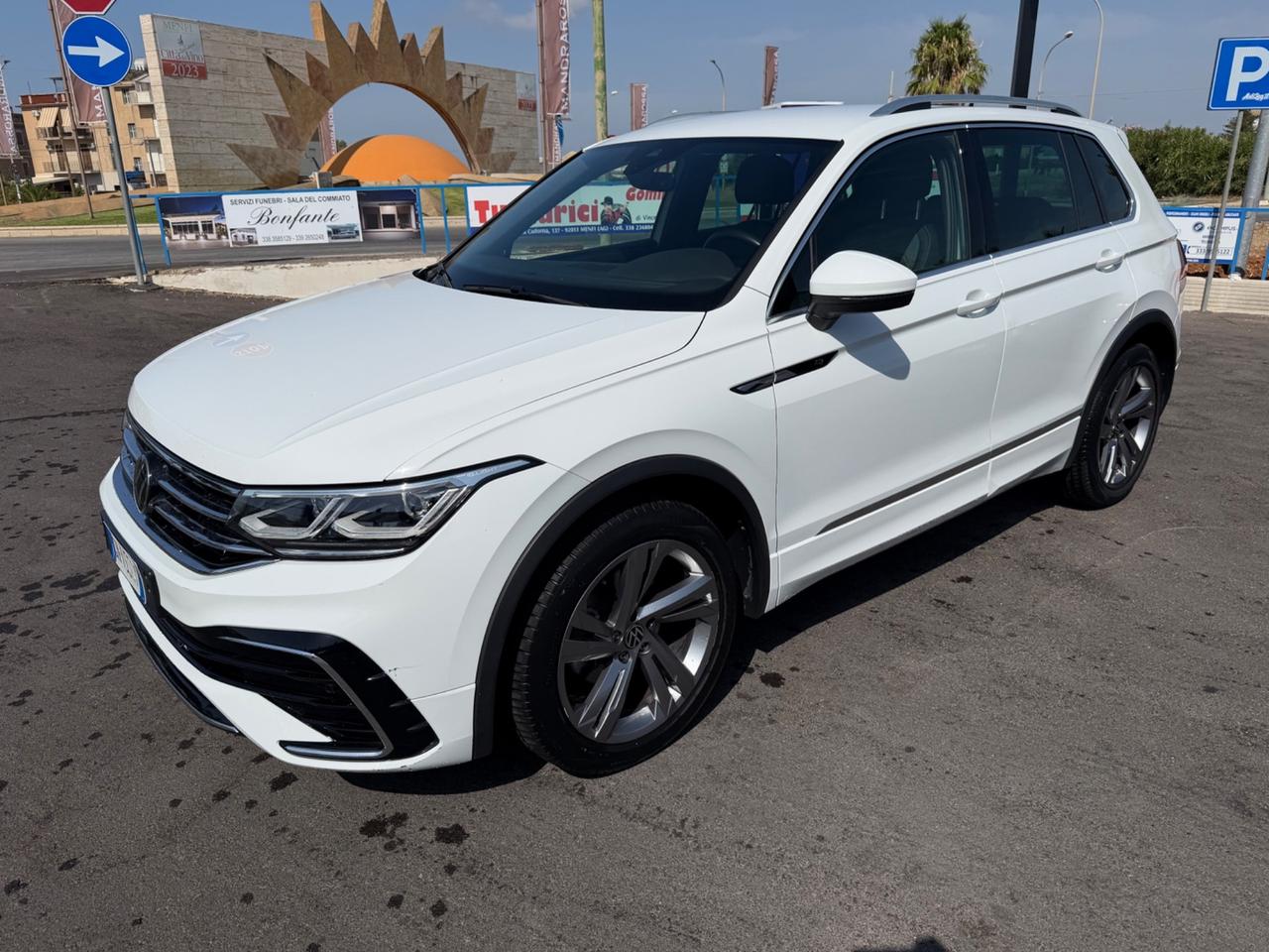 Volkswagen Tiguan 2.0 TDI 150 CV SCR DSG R-Line