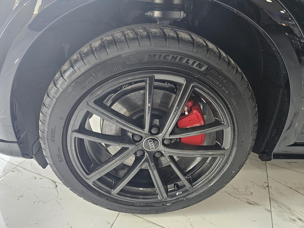 Audi Q5 SPB 40 TDI quattro S tronic Identity Black