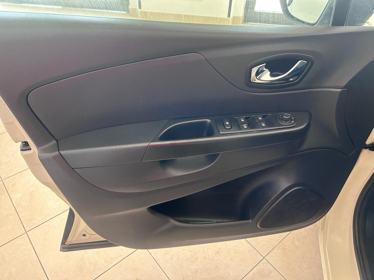 Renault Captur dCi 8V 90 CV Start&Stop Energy Iconic