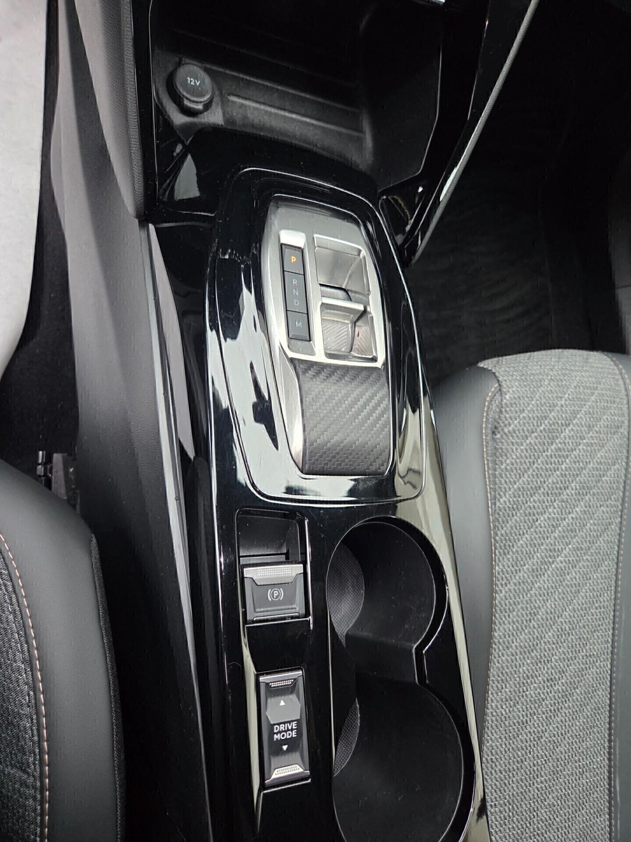 PEUGEOT 2008 BLUEHDI 130 EAT8 ALLURE PACK