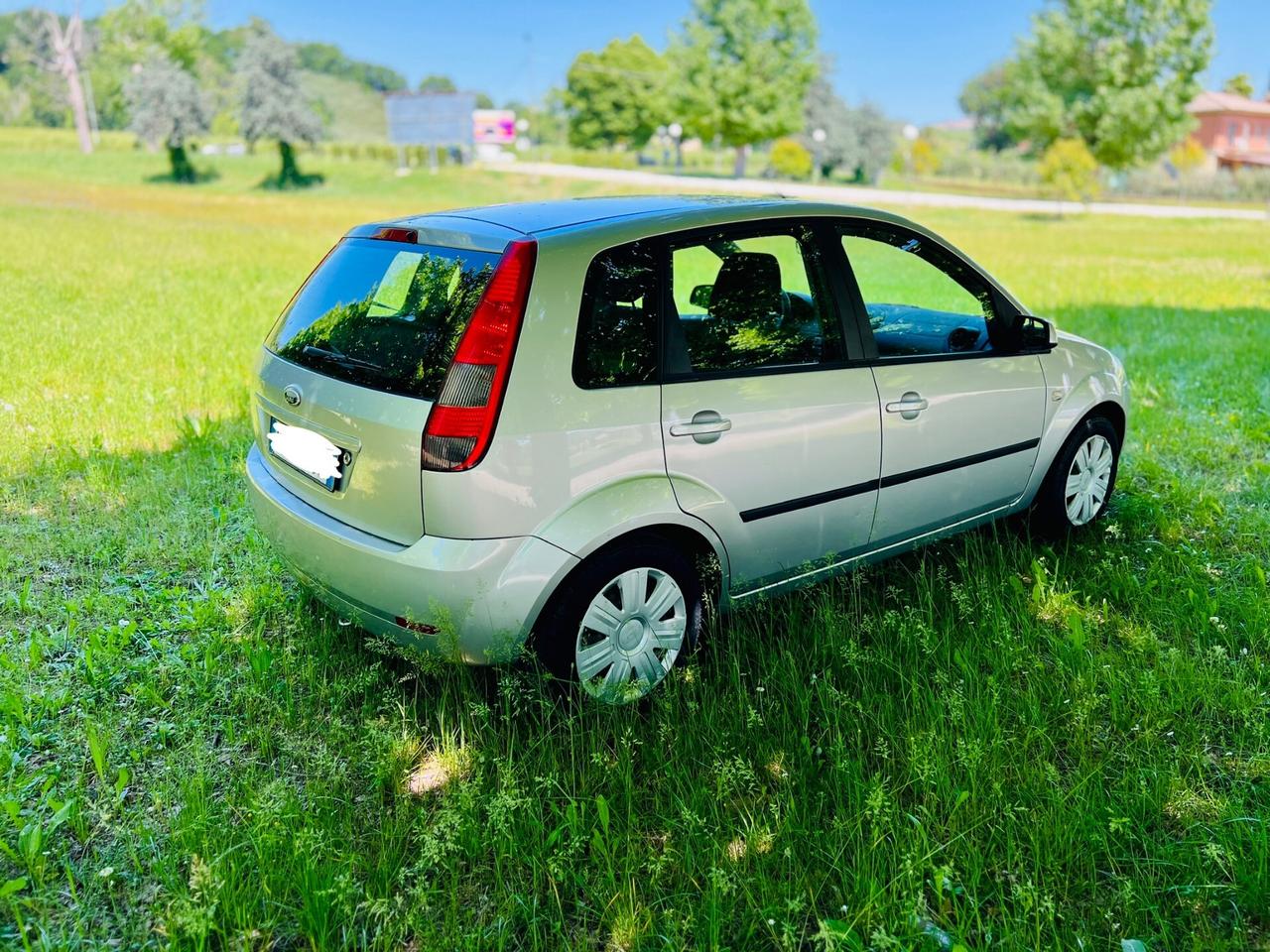 Ford Fiesta 1.2 METANO