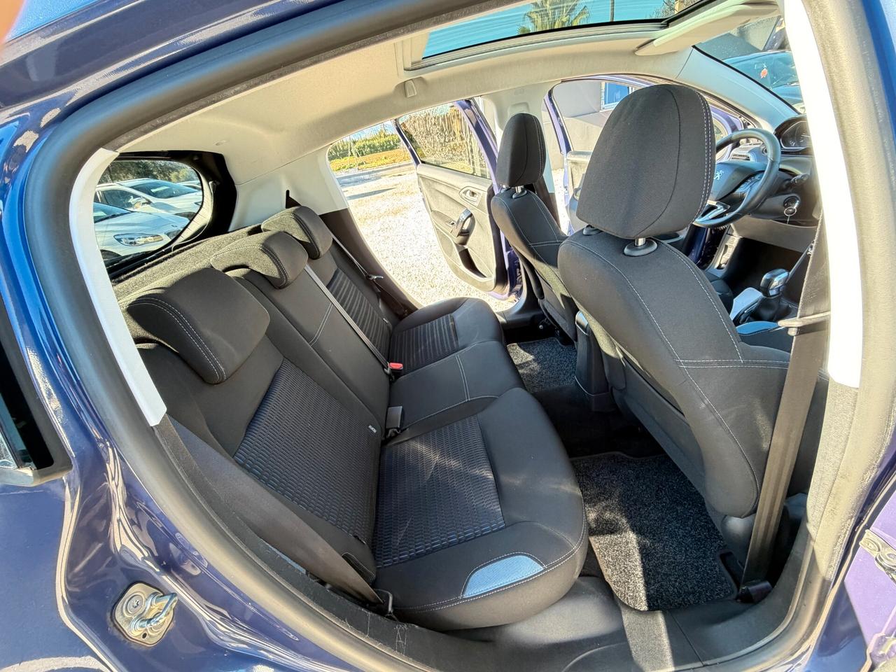 Peugeot 208 1.6 HDi 92 cv 48.103 km full optional unico proprietario