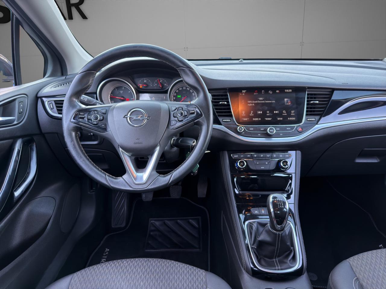 Opel Astra 5 Porte Astra 5p 1.6 cdti Premium - Unipro - Promo finanziamento