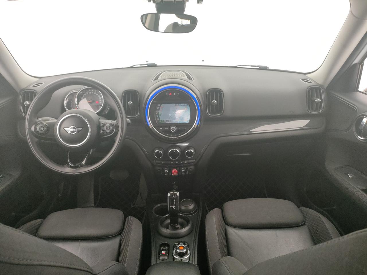 MINI Mini Countryman 1.5 One D Business auto 7m