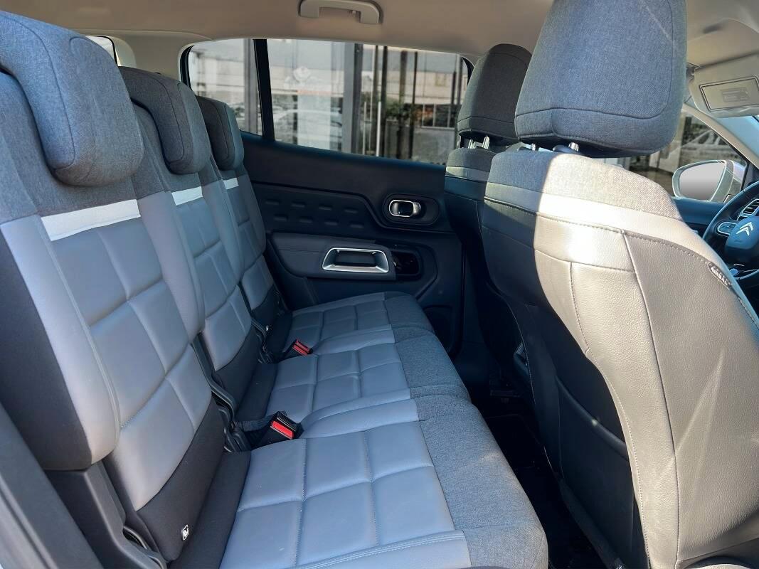 Citroen C5 Aircross 1.5 bluehdi Shine 130cv Con TELECAMERA & NAVIG.