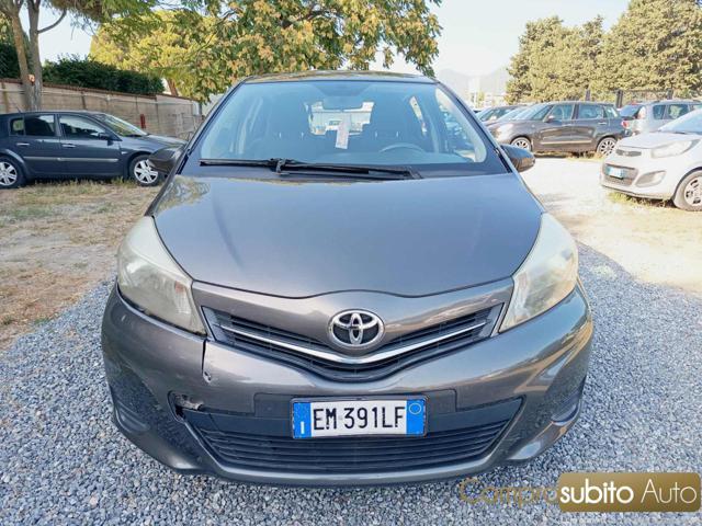 TOYOTA Yaris 1.0 5 porte