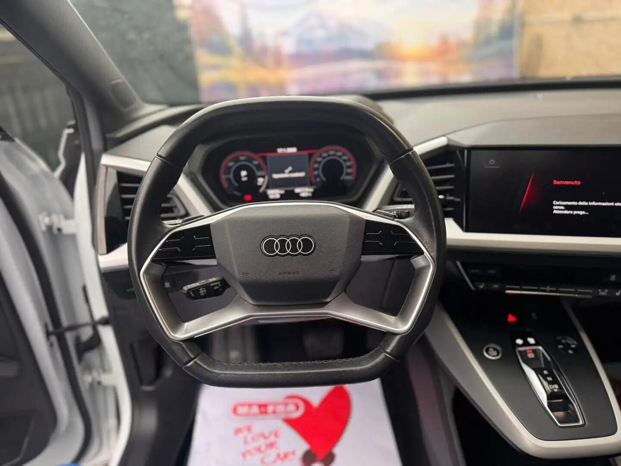 Audi Q4 40 e-tron Business